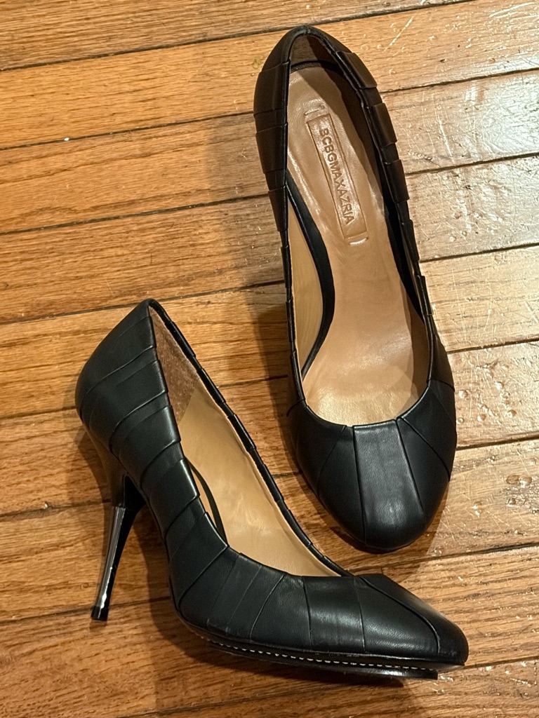 Bcbg Maxazria Black Leather Silver Heeled Shoes Size 9/39